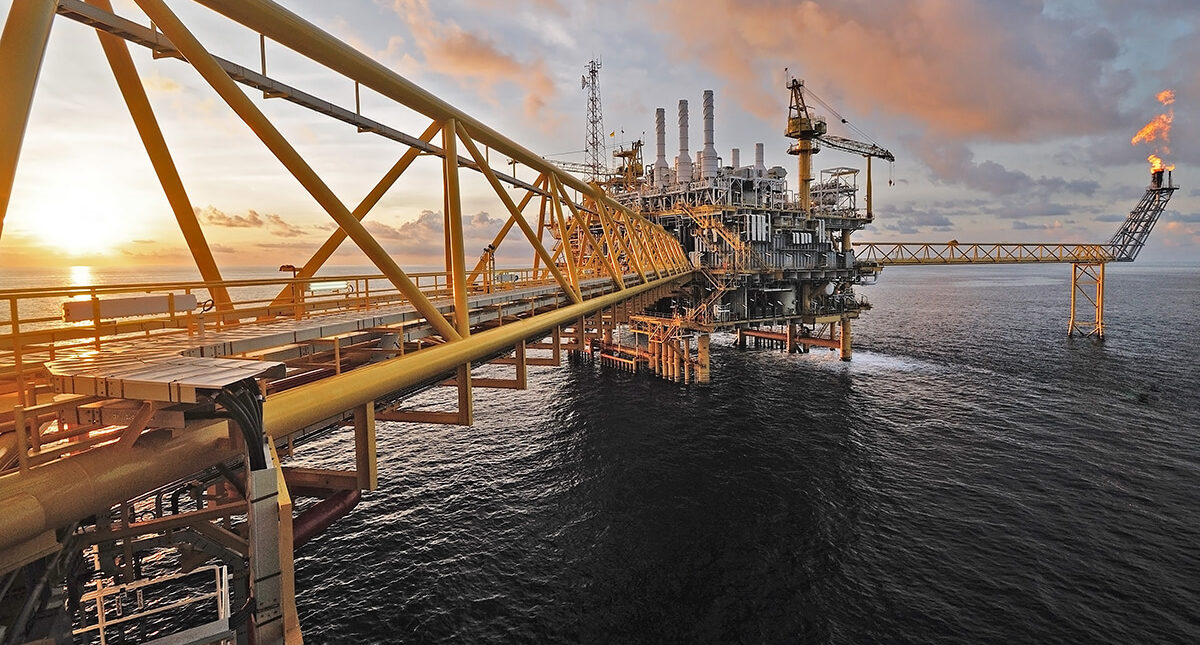 New Drilling Method Opens Vast Oil Fields In Us